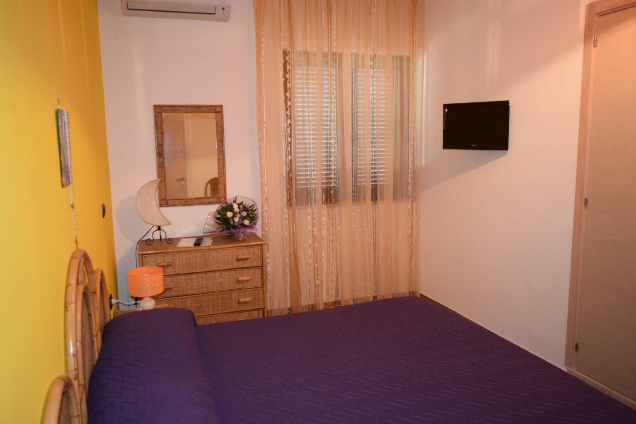 Bed &Breakfast Pinetamare Bed & Breakfast Castel Volturno Exterior foto